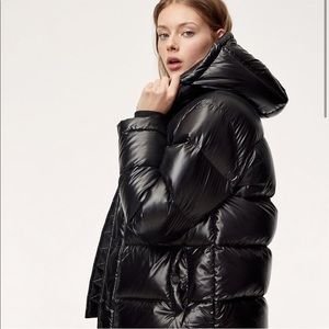 Aritzia Black Glossy Super Puff
